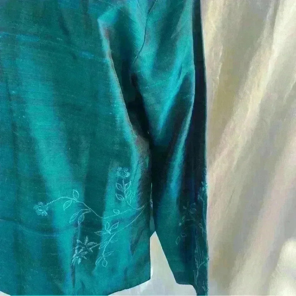 NWT Coldwater Creek silk embroidered teal jacket. - Picture 6 of 9